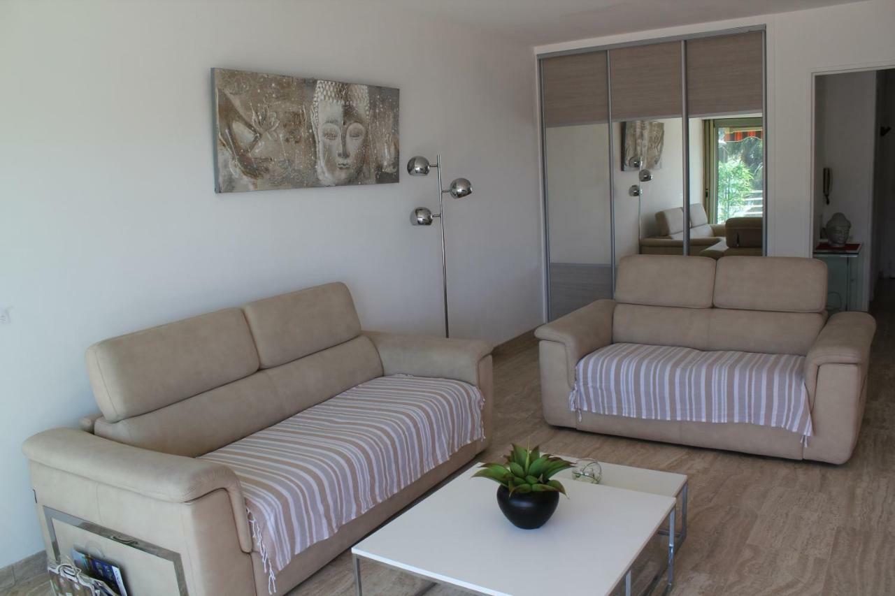 Le Chantilly Cagnes-sur-Mer Esterno foto